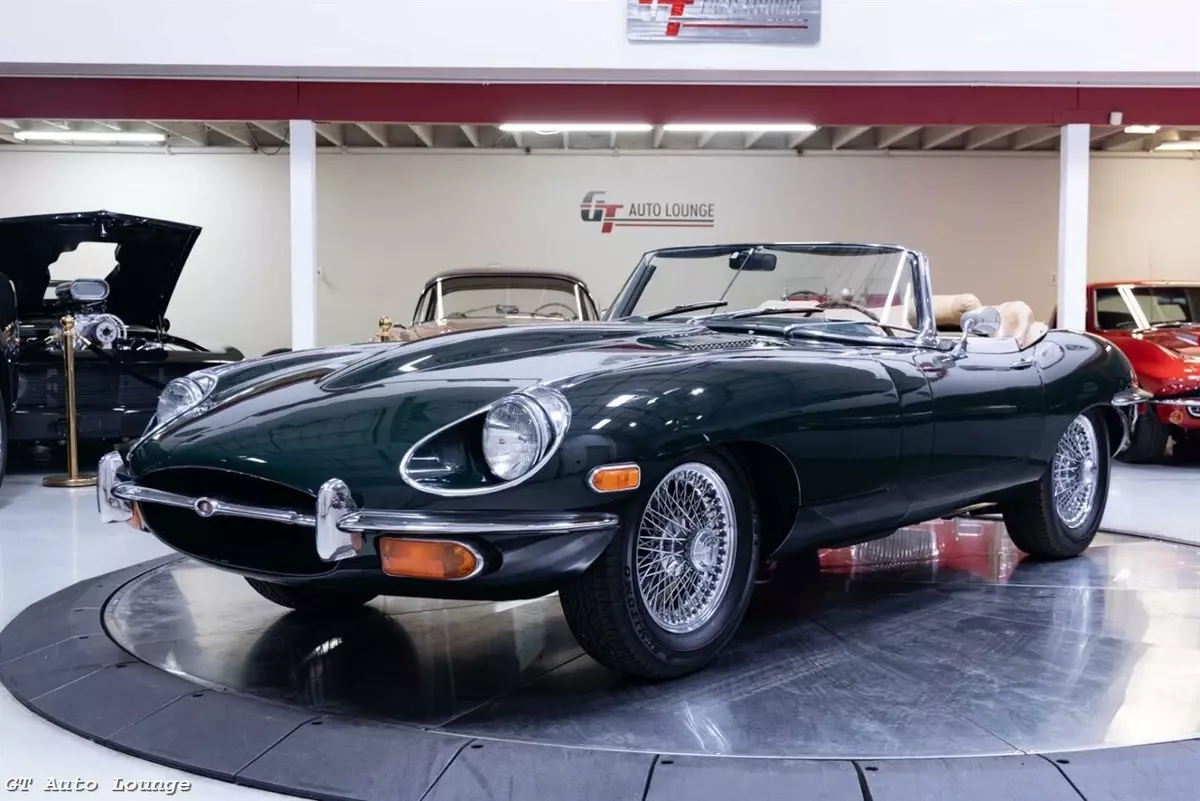 1970 Jaguar E-Type XKE 4 Speed Convertible Series II Series 1.5 Series I 1969 1970 E-Type XKE