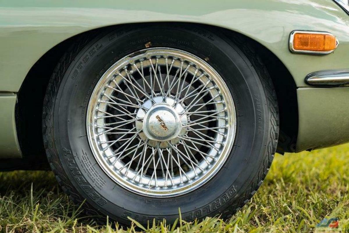 1970 Jaguar E-Type E Type Series 2 - photo 6