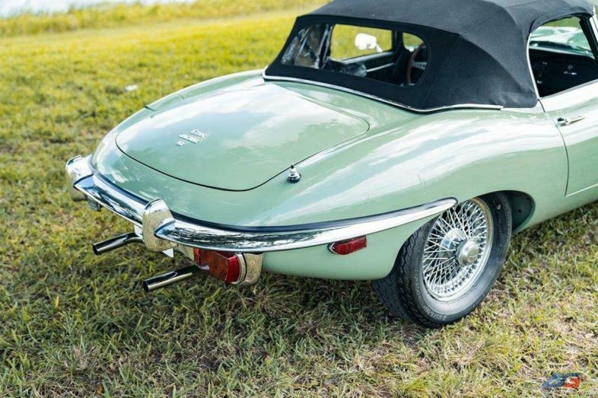 1970 Jaguar E-Type E Type Series 2 - photo 8
