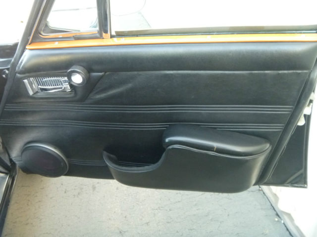 1970 Jaguar XJ6 - photo 9