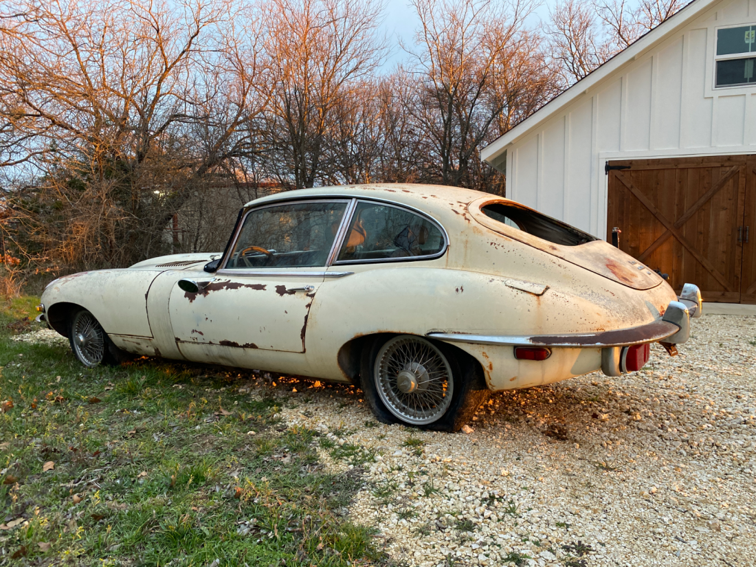 1970 Jaguar XKE 2+2 - photo 3