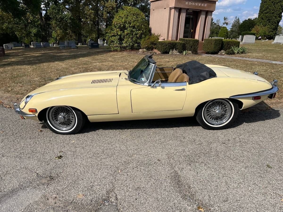 1970 Jaguar XKE Jaguar XKE Convertible, Unrestored, Yellow/Tan - photo 6