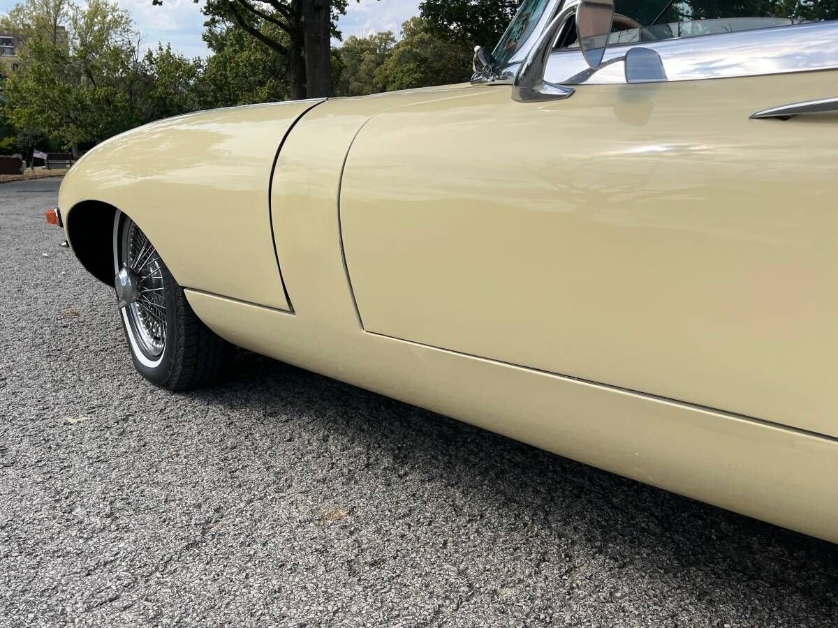1970 Jaguar XKE Jaguar XKE Convertible, Unrestored, Yellow/Tan - photo 7