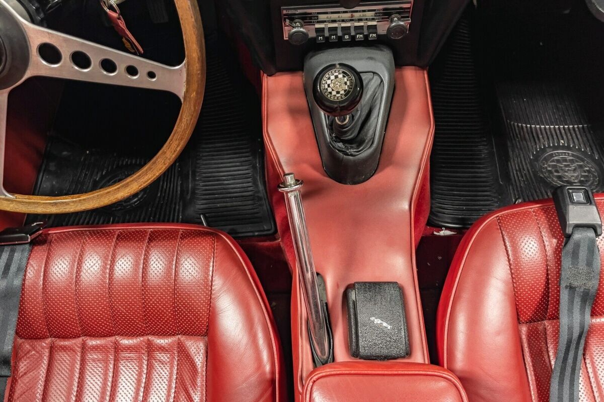 1970 Jaguar XKE Series II Roadster - photo 13