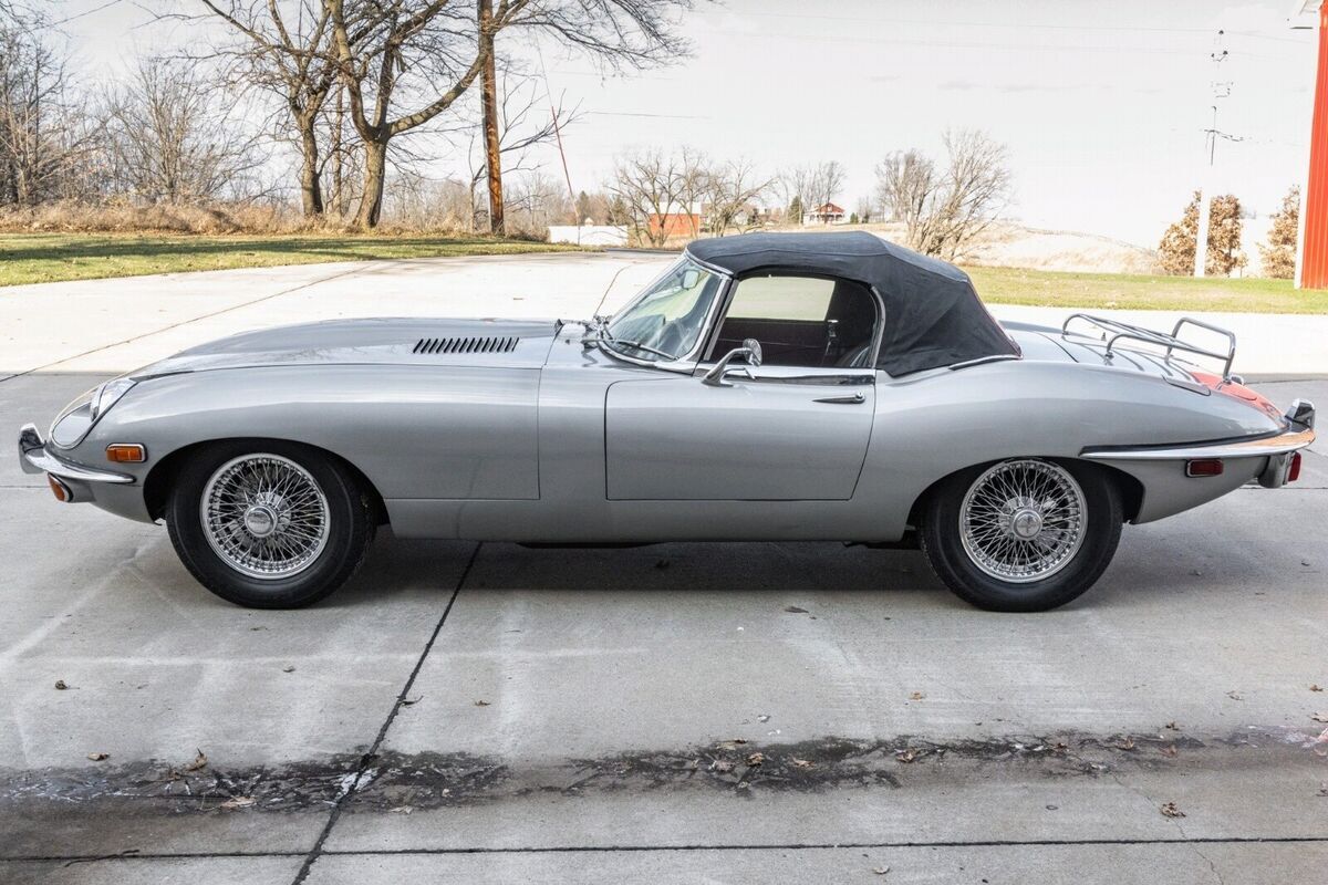 1970 Jaguar XKE Series II Roadster - photo 3