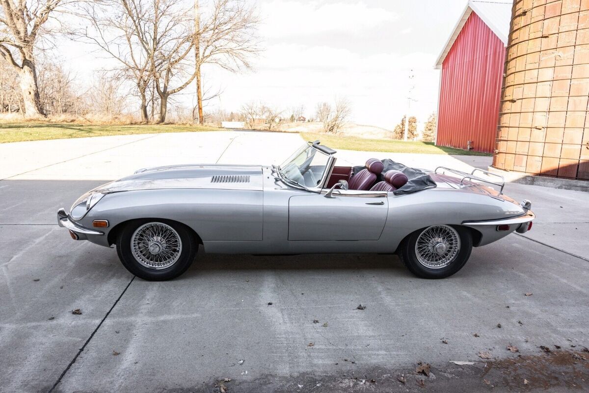 1970 Jaguar XKE Series II Roadster - photo 8