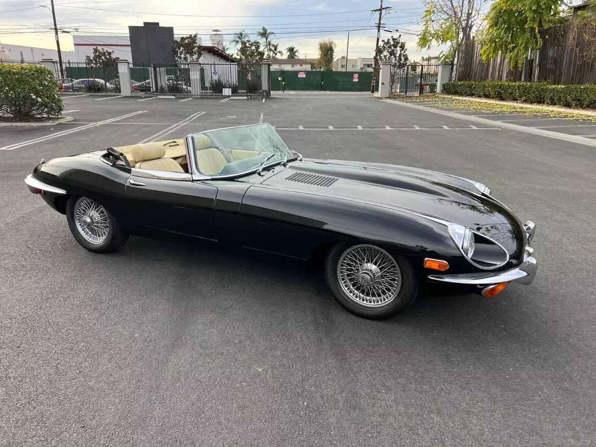 1970 Jaguar XKE E-Type Series II - Restored - Superb Driving Machine 1970 Jaguar E-Type Series II