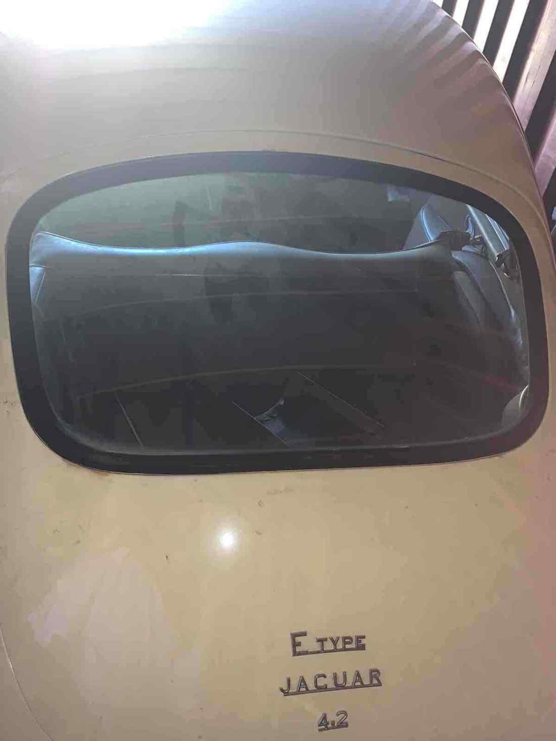 1970 Jaguar XKE 2+2 - photo 2