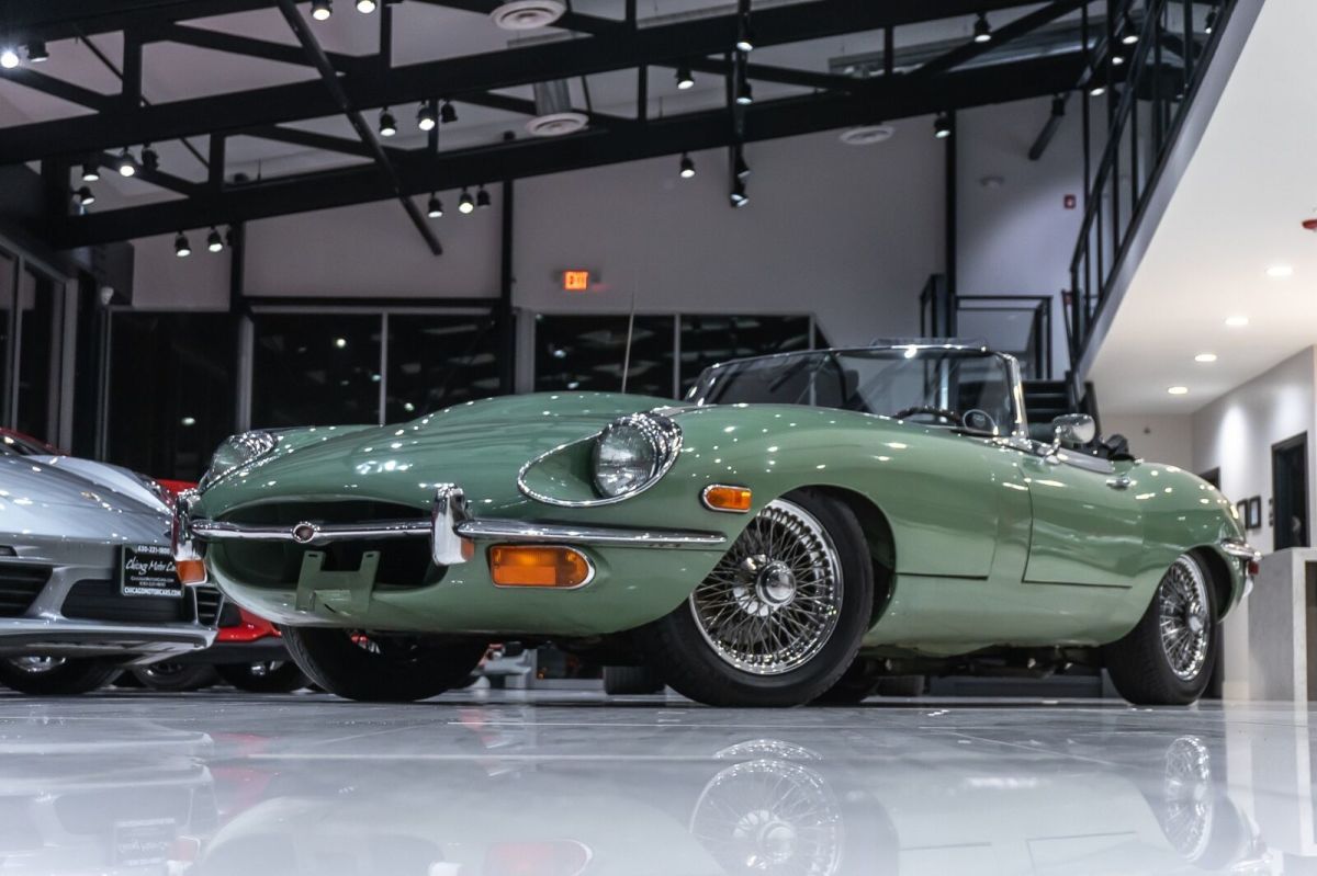 1970 Jaguar XKE Series II Roadster NEW ROOF! RECENT SERVICE! - photo 3