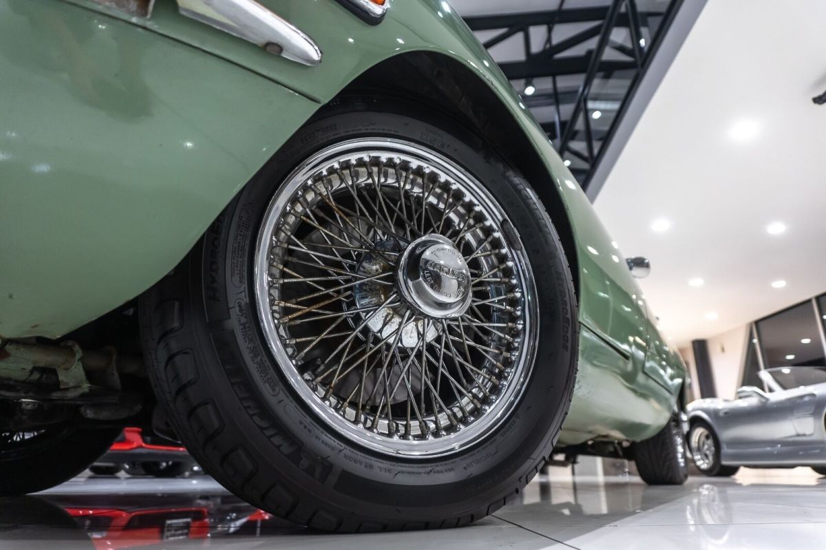 1970 Jaguar XKE Series II Roadster NEW ROOF! RECENT SERVICE! - photo 7