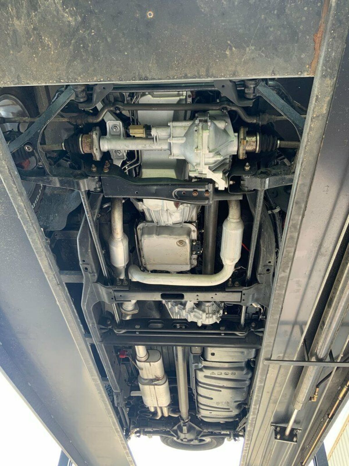 1970 Jeep Gladiator 70 Rest-O-Mod LS Auto OD AC Suburban chassis - photo 12