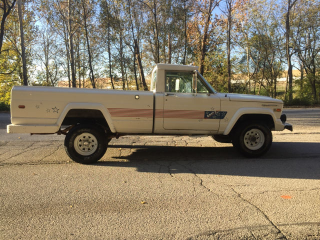1970 Jeep J-10 Pickup Gladiator Custom Cab - photo 6
