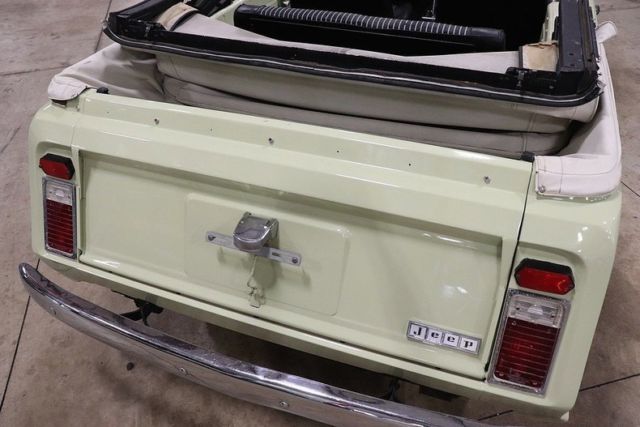 1970 Jeep Jeepster -- - photo 10