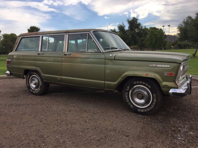 1970 Jeep Wagoneer - photo 2