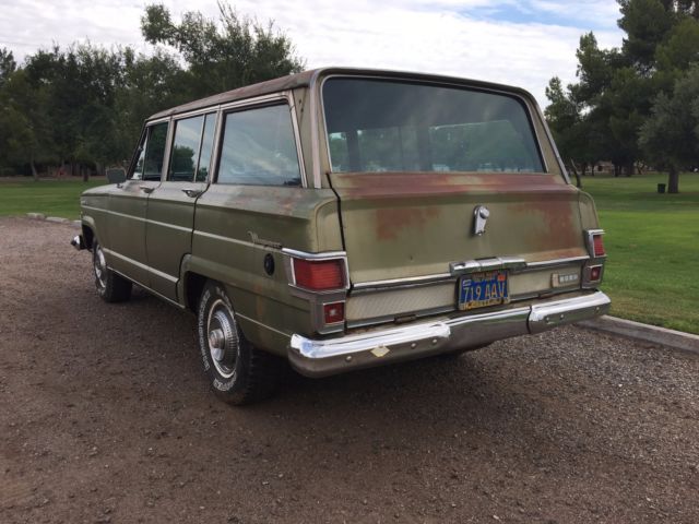 1970 Jeep Wagoneer - photo 4