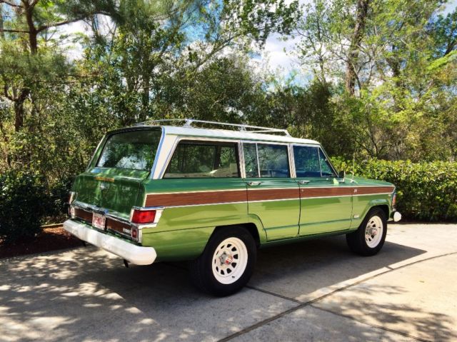 1970 Jeep Wagoneer - photo 8