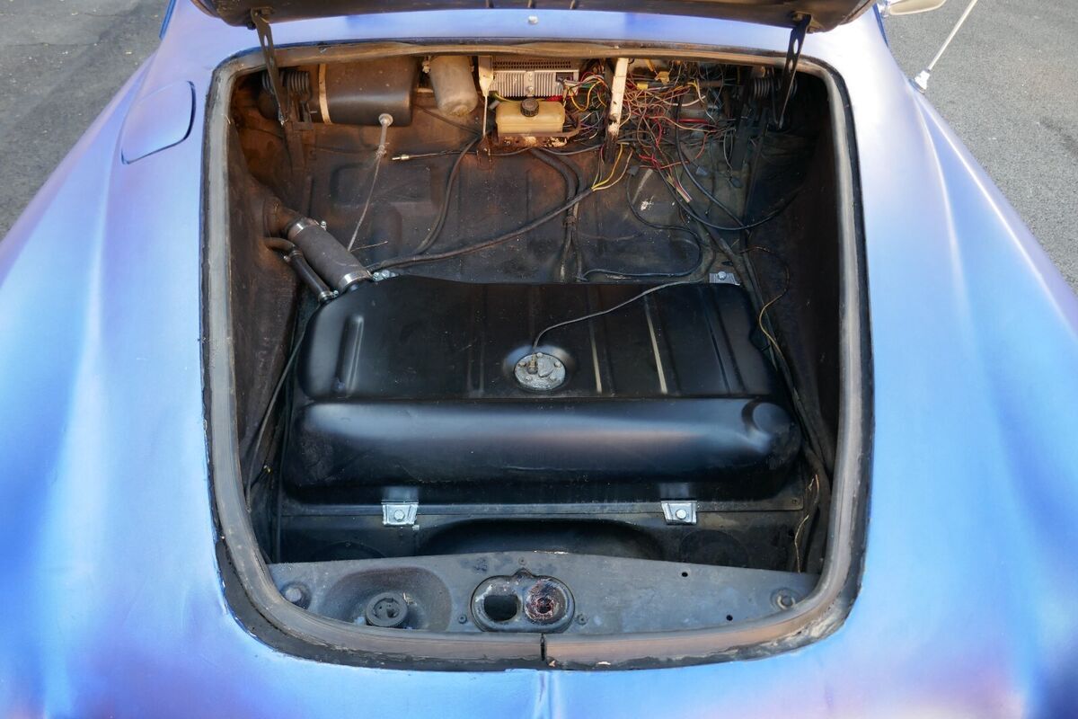 1970 Volkswagen Karmann Ghia Convertible - photo 13