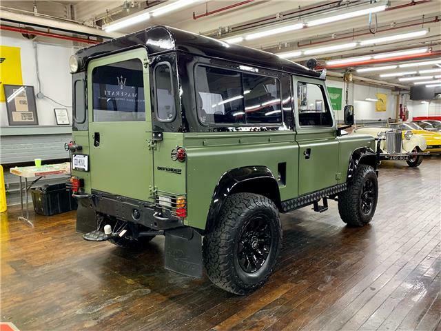 1970 Land Rover Defender - photo 5