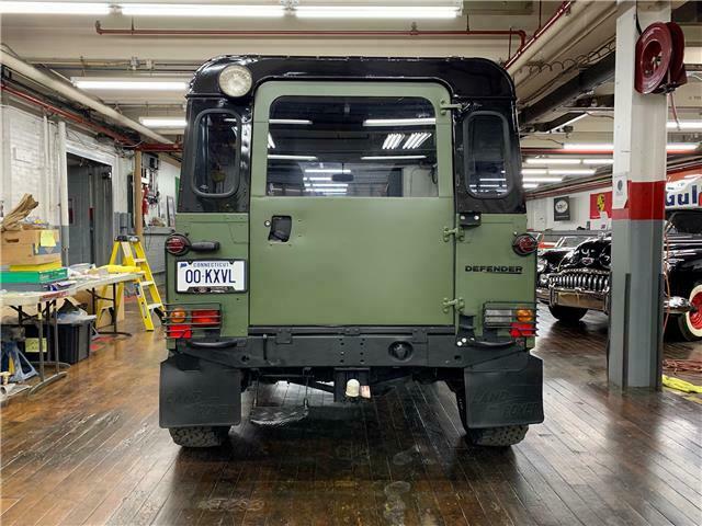 1970 Land Rover Defender - photo 7