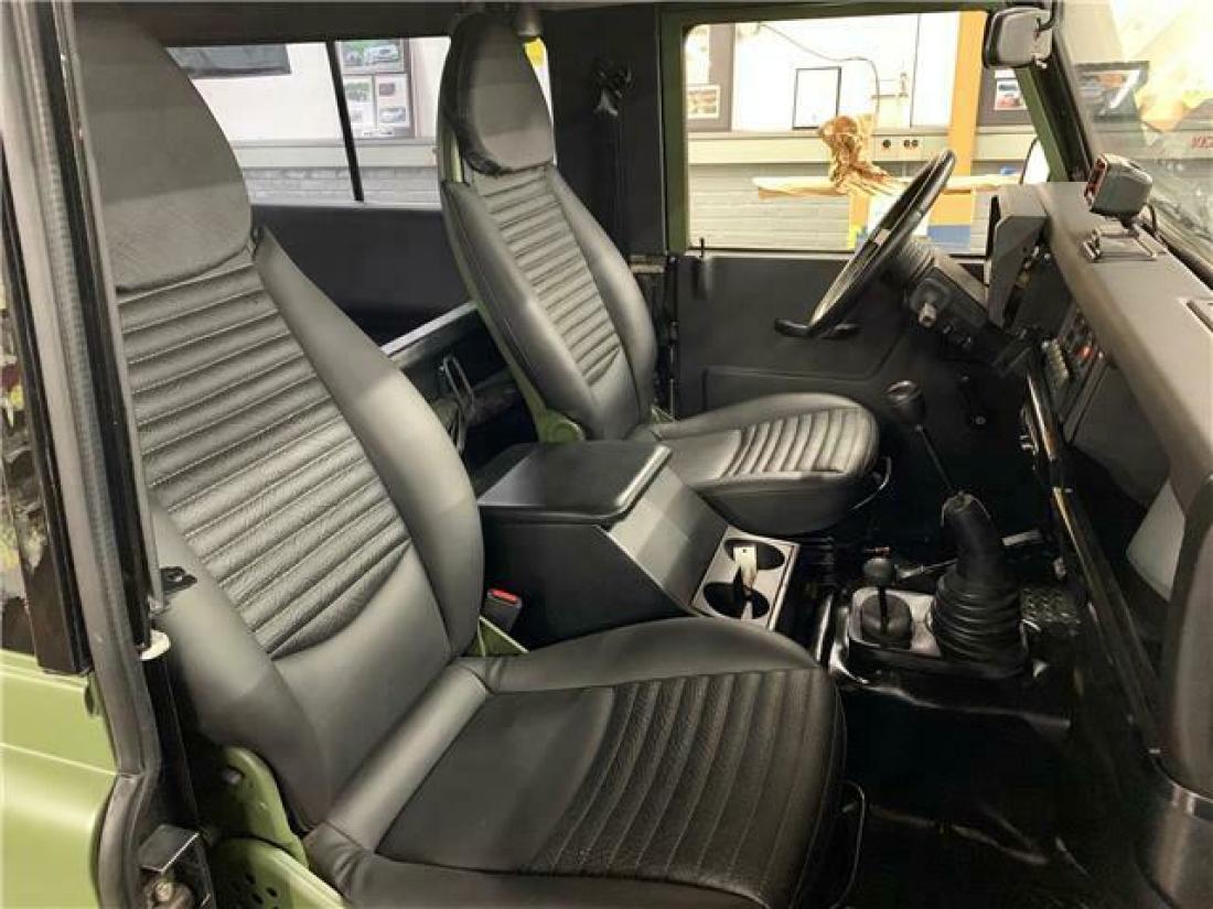 1970 Land Rover Defender - photo 10