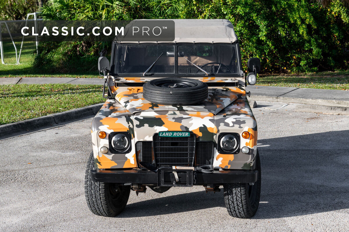 1970 Land Rover Santana - photo 2