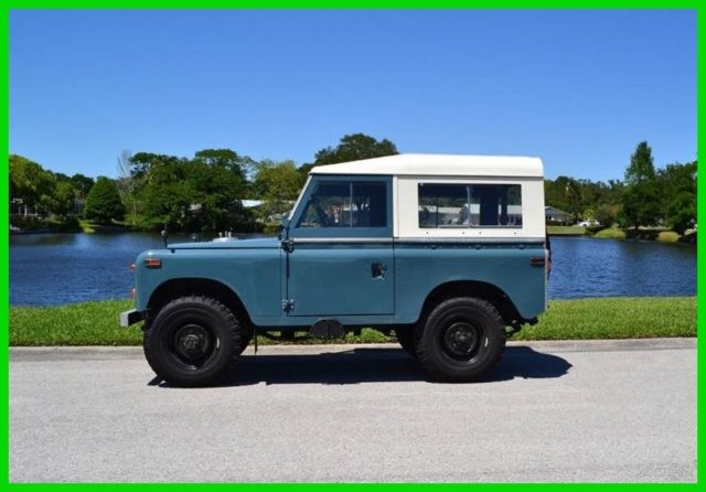 1970 Land Rover Series IIA 88 2286cc 4 cylinder engine, manual transmission 1970 Land Rover Series IIA 88 2286cc 4 cylinder engine, manual transmission, 4X4