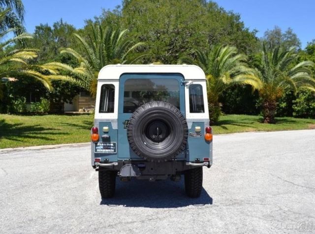 1970 Land Rover Series IIA 88 2286cc 4 cylinder engine, manual transmission, 4X4 - photo 10