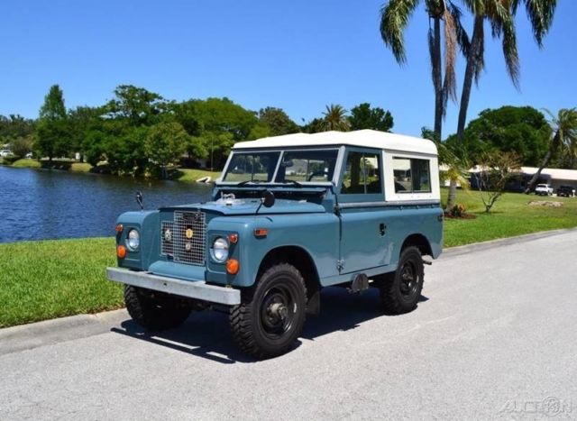1970 Land Rover Series IIA 88 2286cc 4 cylinder engine, manual transmission, 4X4 - photo 2