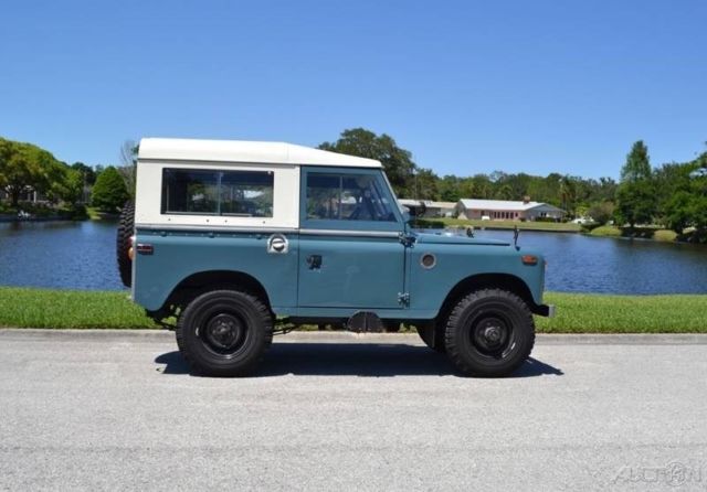 1970 Land Rover Series IIA 88 2286cc 4 cylinder engine, manual transmission, 4X4 - photo 4