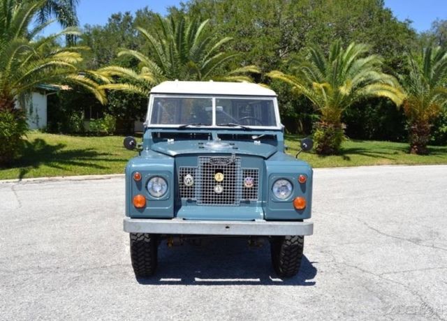 1970 Land Rover Series IIA 88 2286cc 4 cylinder engine, manual transmission, 4X4 - photo 7