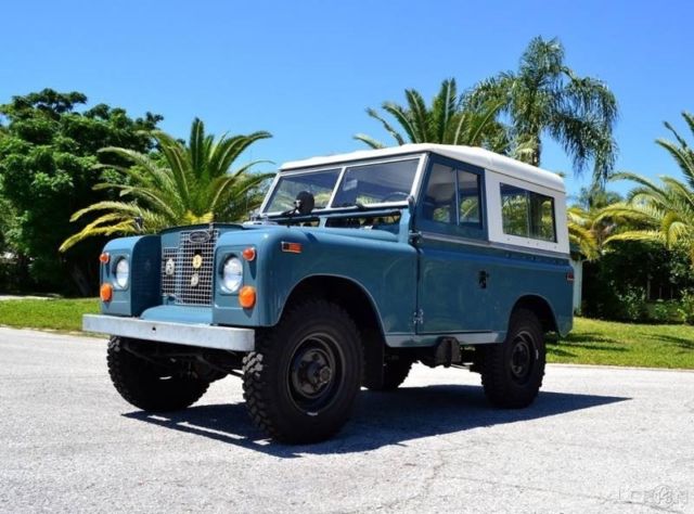 1970 Land Rover Series IIA 88 2286cc 4 cylinder engine, manual transmission, 4X4 - photo 9