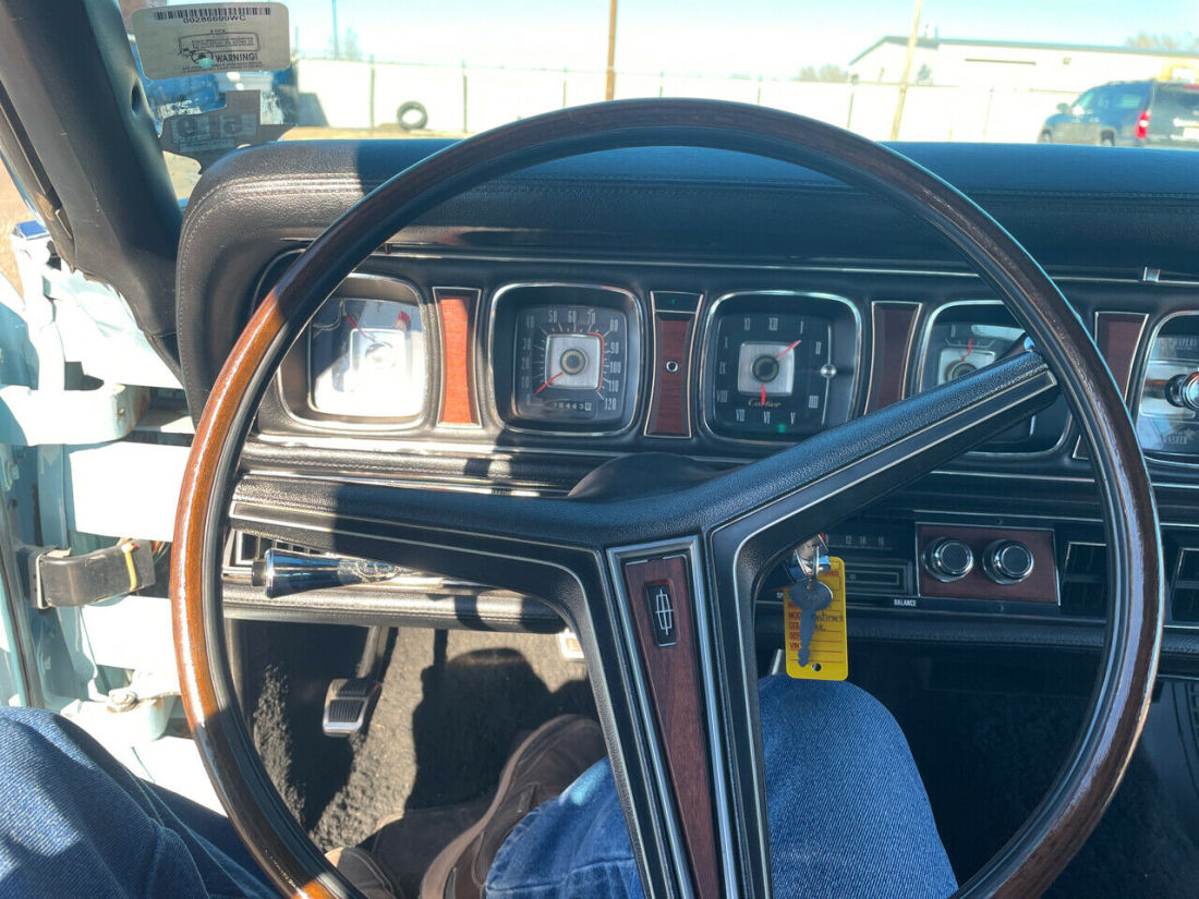 1970 Lincoln Continental - photo 11