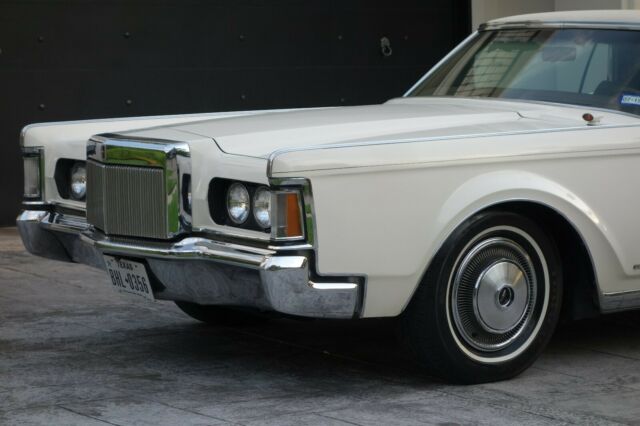 1970 Lincoln Continental Mark III - photo 2