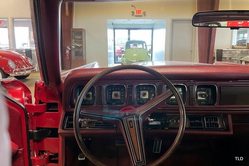 1970 Lincoln Continental Mark III - photo 9
