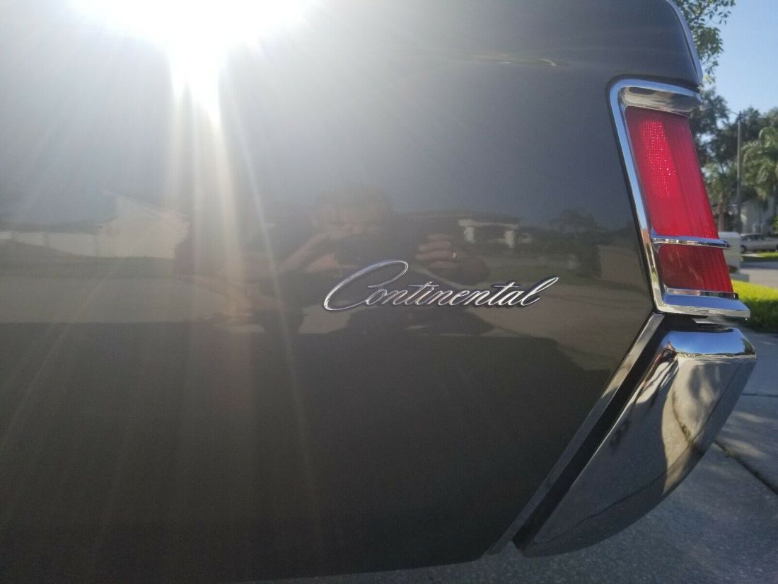 1970 Lincoln Mark III - photo 11