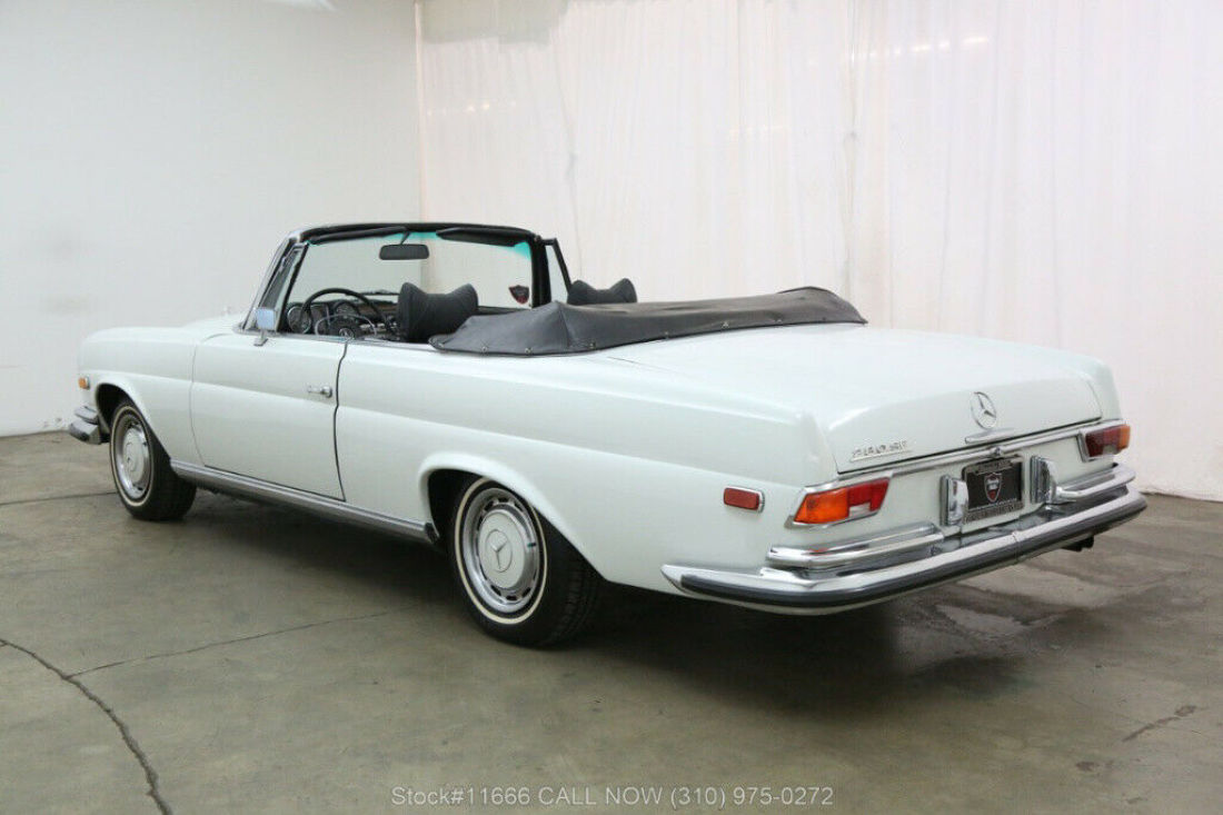 1970 Mercedes-Benz 200-Series Low Grille Cabriolet - photo 6