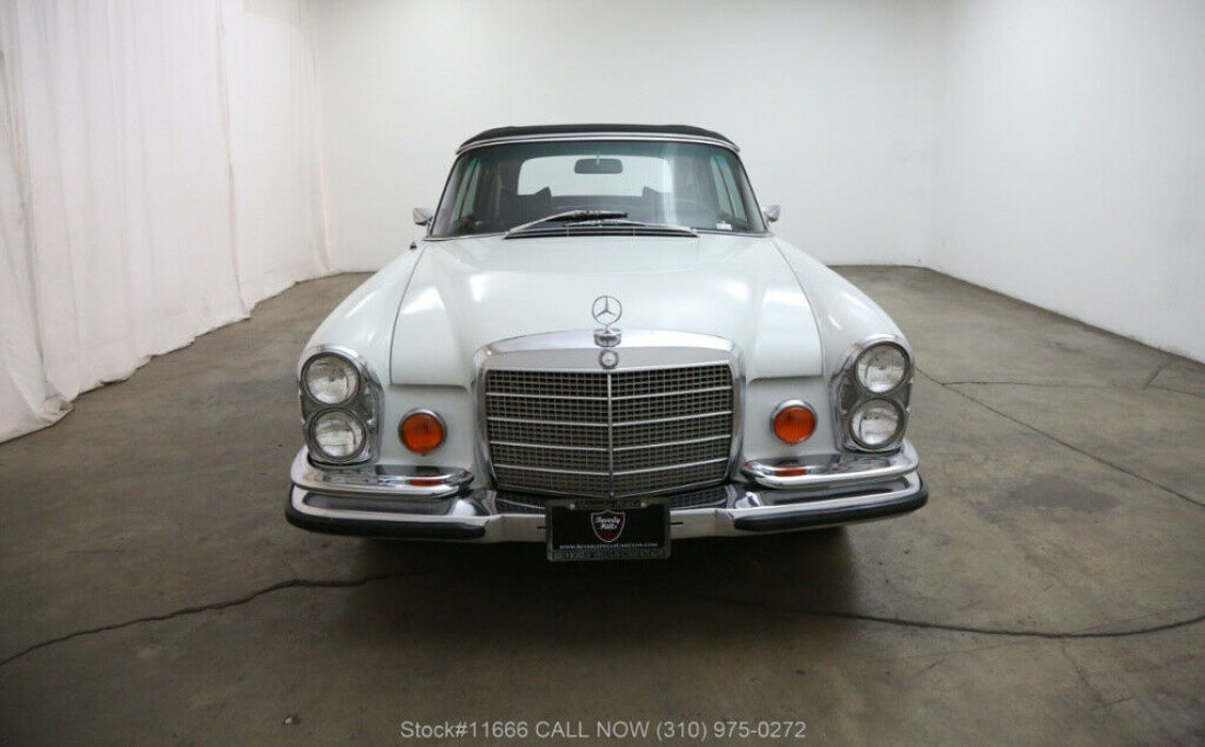 1970 Mercedes-Benz 200-Series Low Grille Cabriolet - photo 8