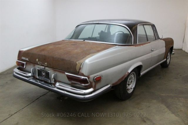 1970 Mercedes-Benz 200-Series Low Grille - photo 9
