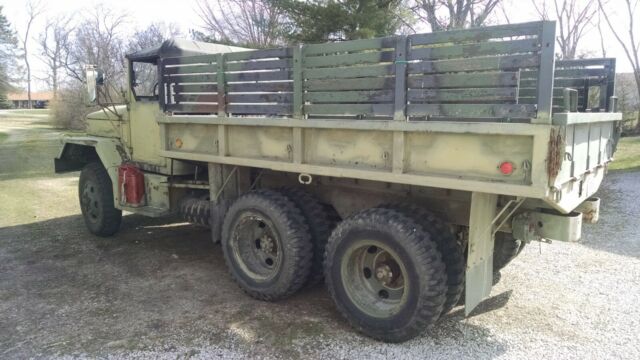 1970 Jeep M35A2 - photo 4
