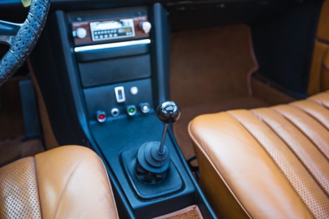 1970 Mercedes-Benz 200-Series CE - photo 13