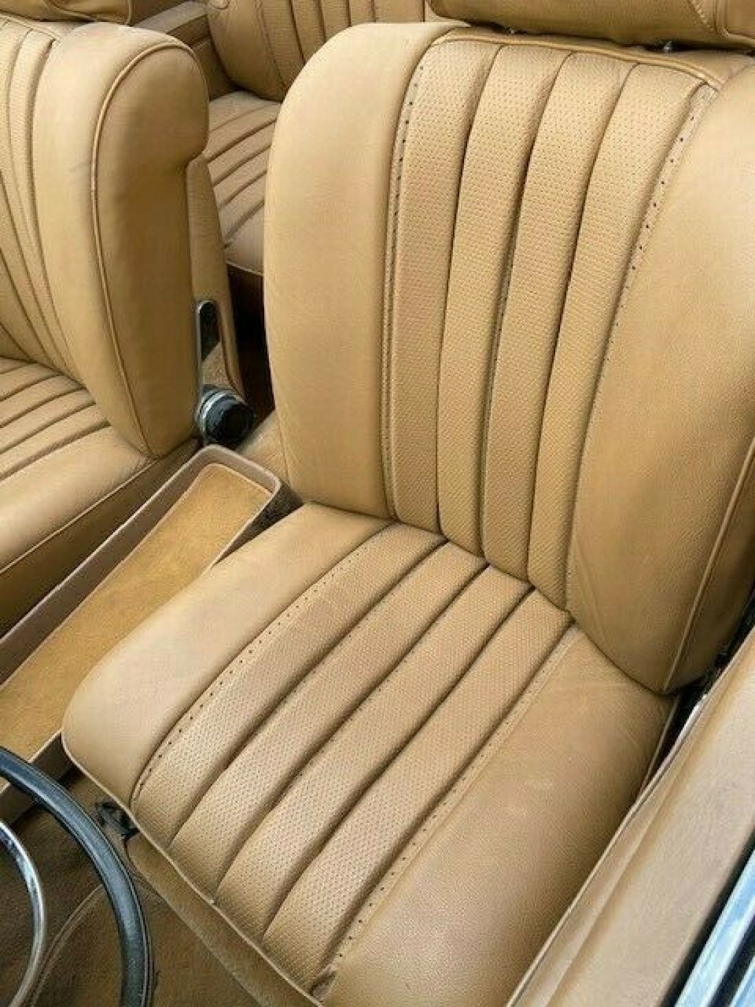 1970 Mercedes-Benz 200-Series - photo 13
