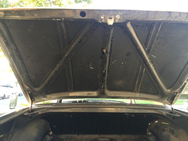 1970 Mercedes-Benz 200-Series - photo 13