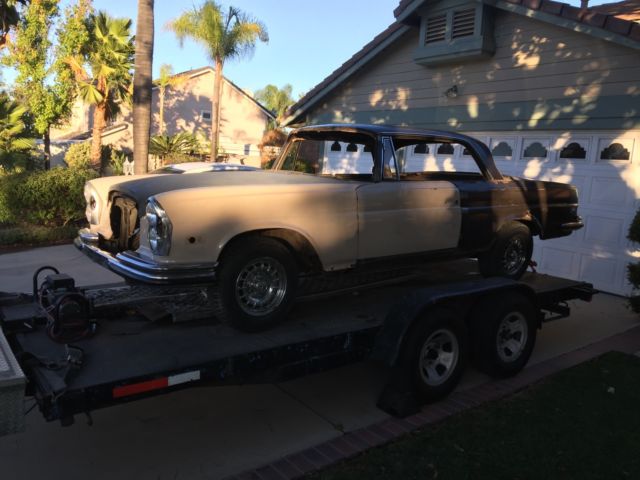 1970 Mercedes-Benz 200-Series - photo 4