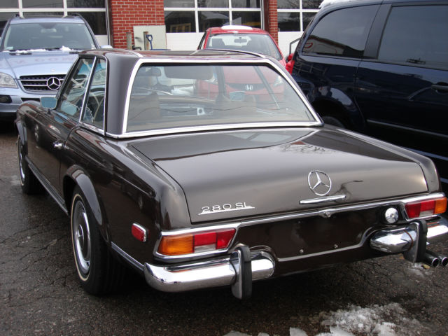 1970 Mercedes-Benz SL-Class 280SL CONVERTIBLE - photo 3