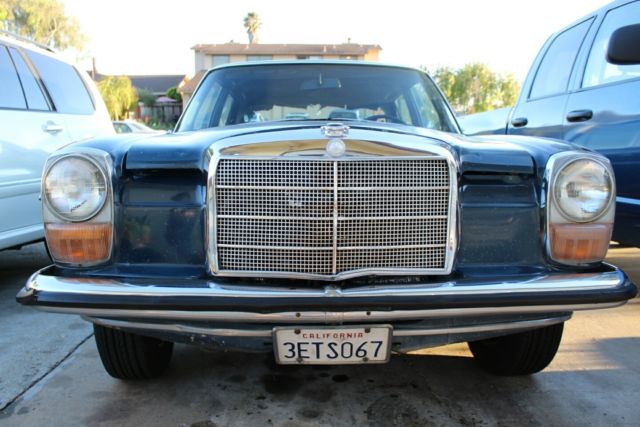 1970 Mercedes-Benz 200-Series 220d - photo 2