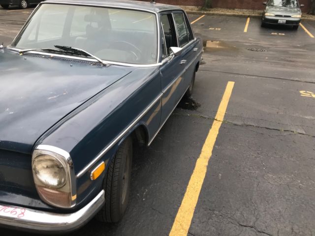 1970 Mercedes-Benz 200-Series Base - photo 7