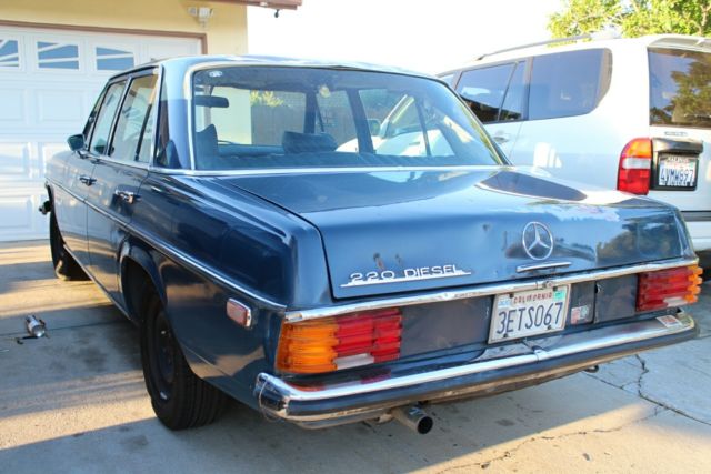 1970 Mercedes-Benz 200-Series 220d - photo 4