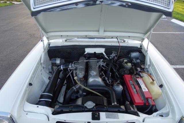 1970 Mercedes-Benz 200-Series - photo 11