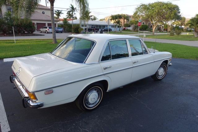 1970 Mercedes-Benz 200-Series - photo 8