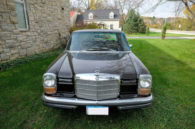 1970 Mercedes-Benz 200-Series Base - photo 9